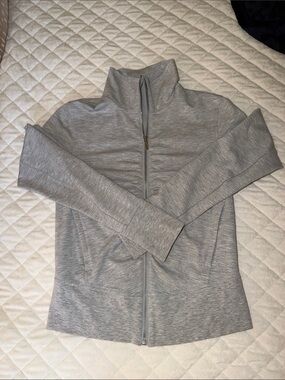 Lululemon gray jacket